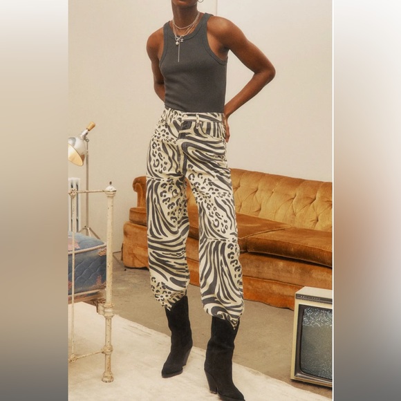 Mother High Waisted Curbside Heel Jeans Color: Atk Animal Tracks - Picture 2 of 9